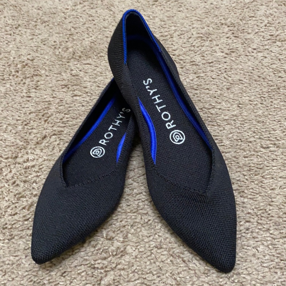 Rothy’s The Point flat in Black